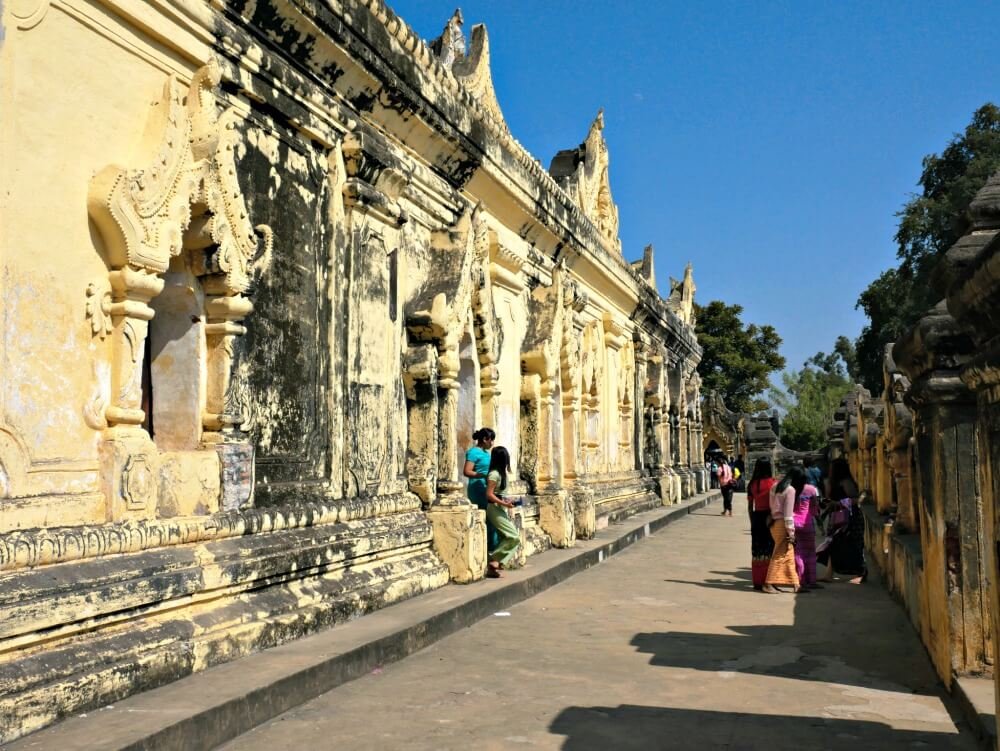 3 Ancient Cities of Mandalay | Nomaddicitves